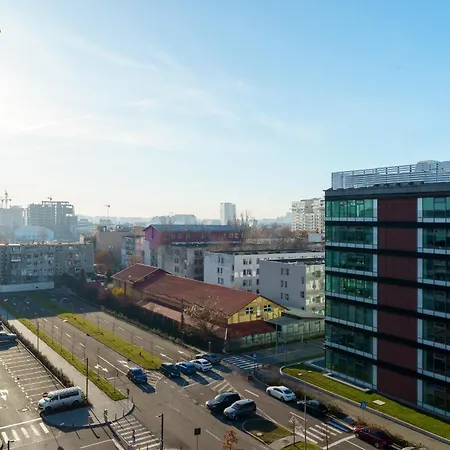 Luxury Nusco City Apartment