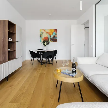 Luxury Nusco City * Bucharest