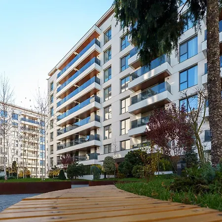 Luxury Nusco City Apartment